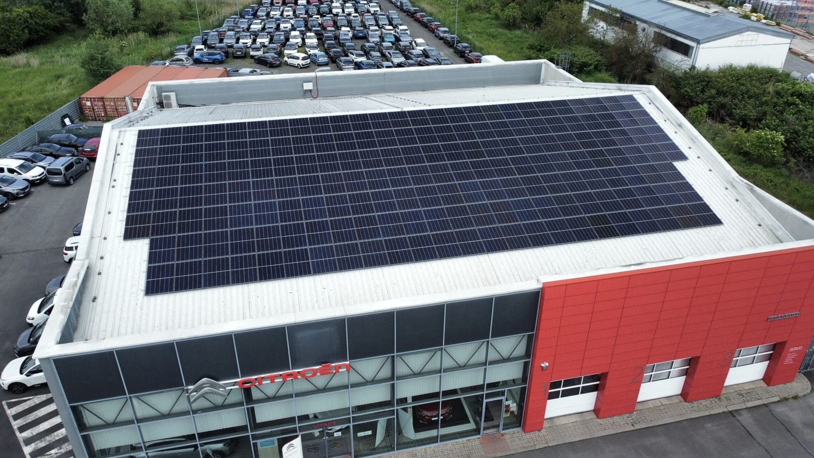 Autoteam, Stupava, 71.3 kWp (1/7)