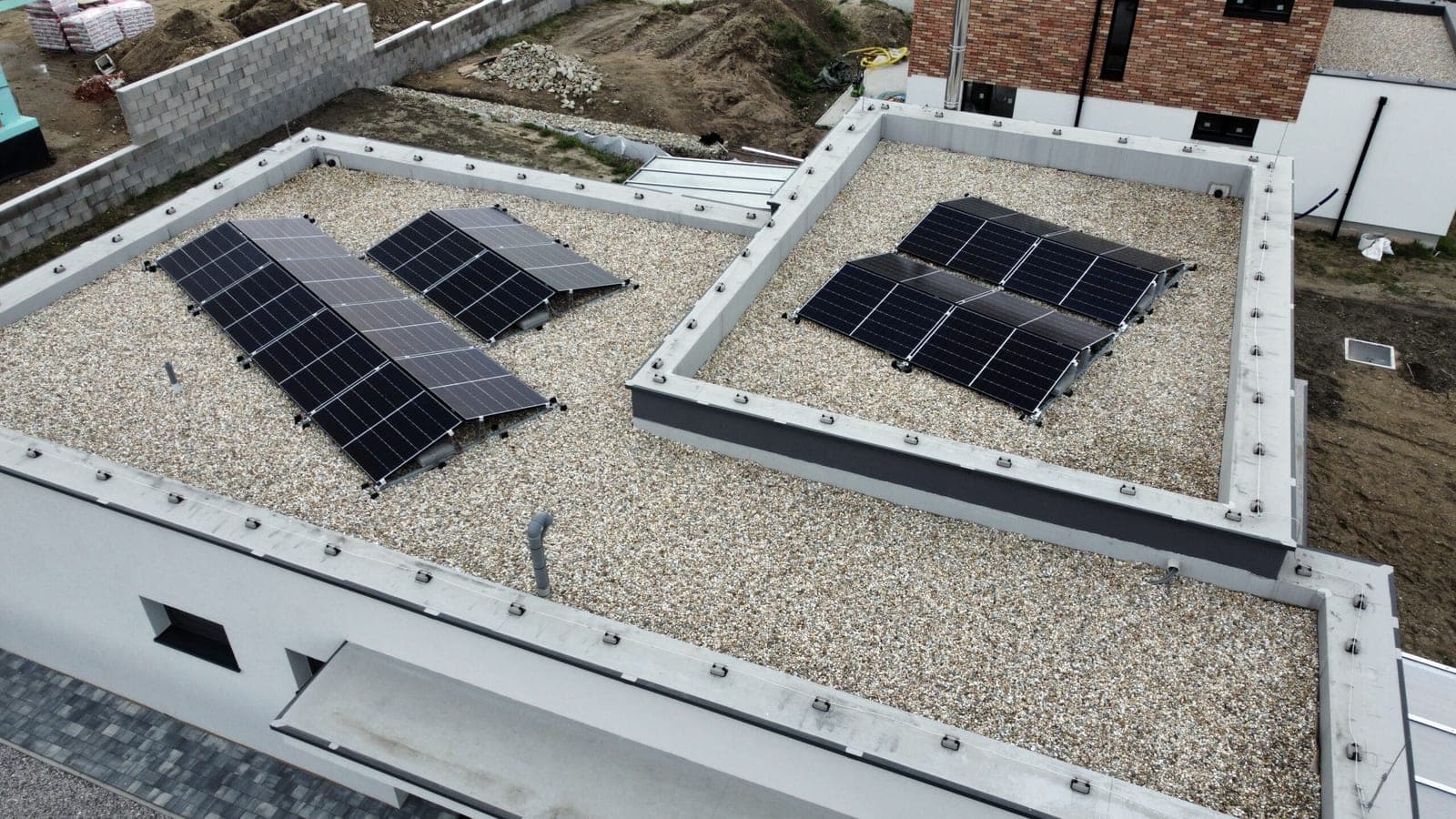 Family home Bratislava-Záhorská Bystrica, Bratislava, 8.2 kWp (1/3)