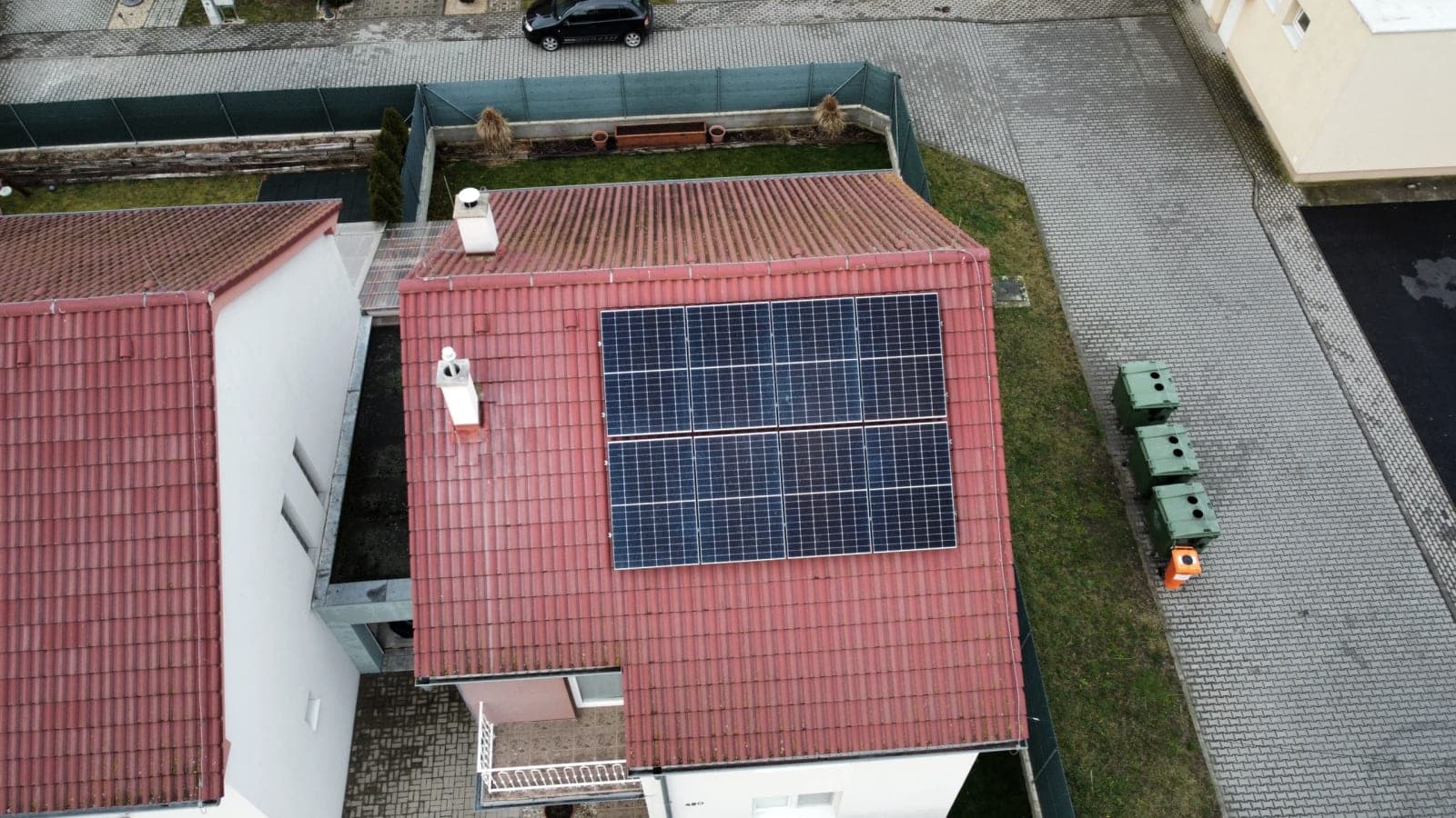 Family home Kmeťovo, Kmeťovo, 3.3 kWp (1/3)